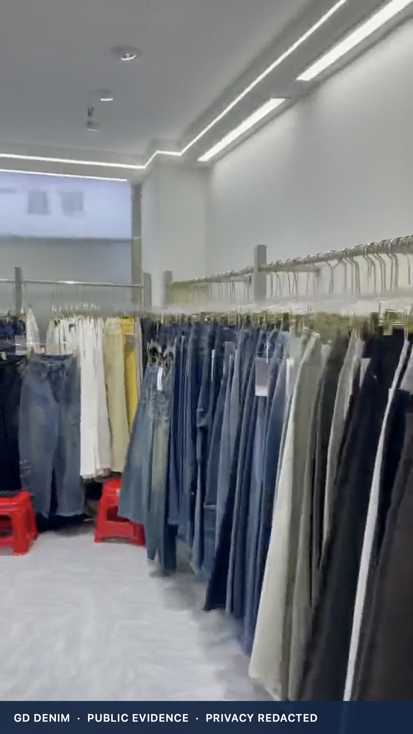 Original frame looking into the physical GD DENIM women’s jeans wholesale booth A117 in Guangzhou